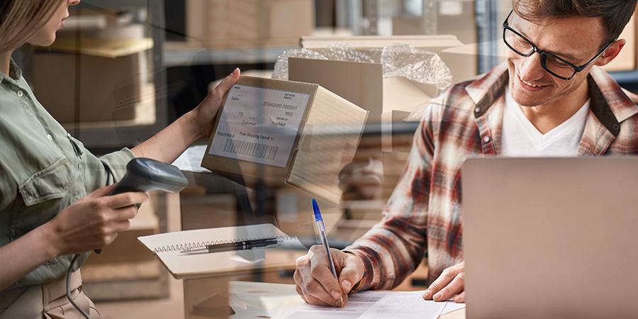 Multi carrier shipping software, multi carrier shipping, parcel shipping