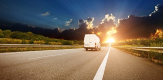 B2B shipping, e-commerce