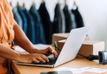 digital commerce solution, b2b buyer, e-commerce